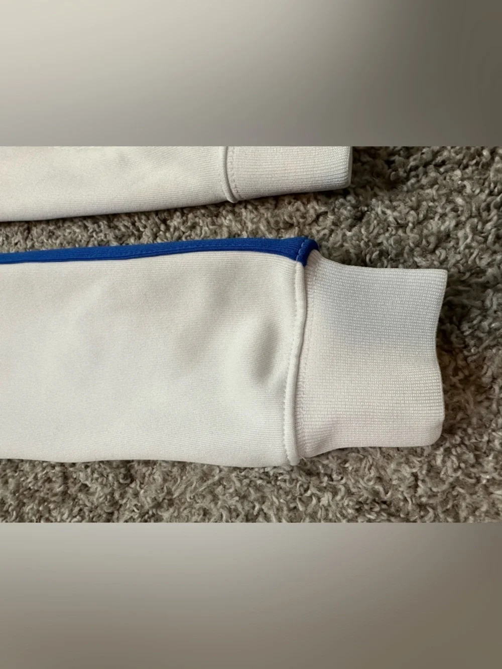 Nike excellent preowned
